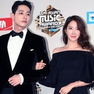 【PHOTO】イ・スヒョク＆イ・ジア「2016 MAMA」レッドカーペットに登場