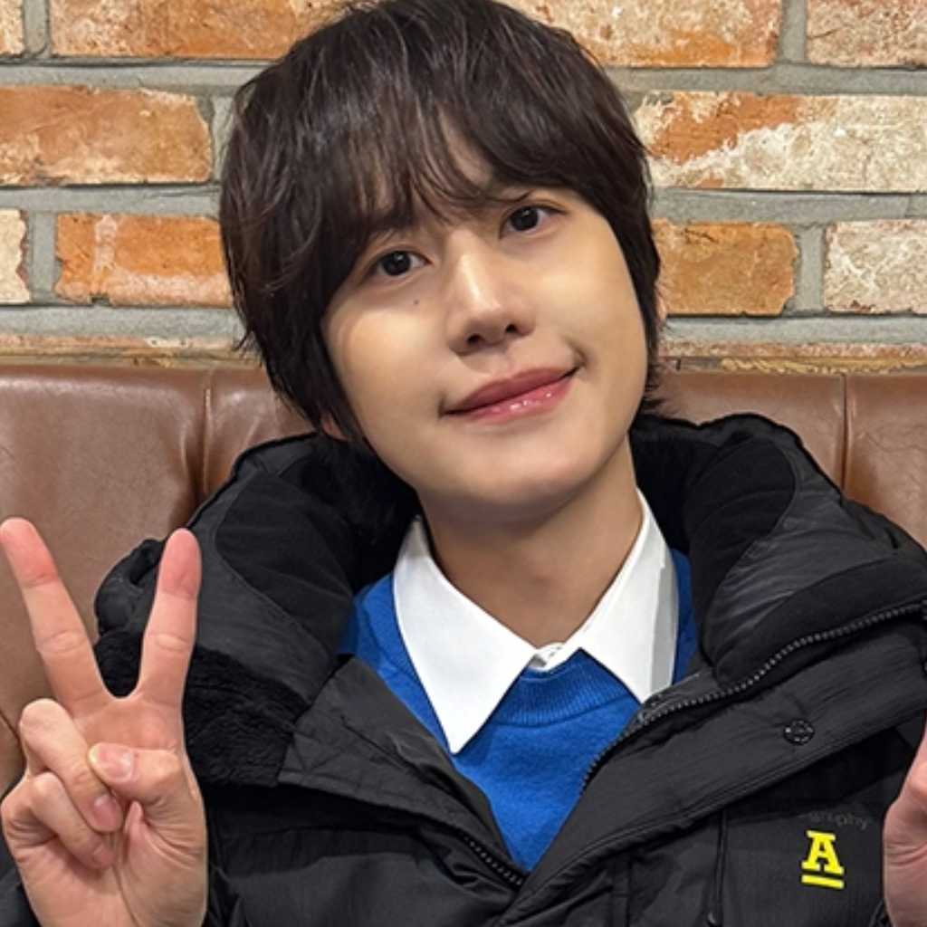 【Kstyle13周年】SUPER JUNIOR キュヒョンさんからお祝いメッセージが到着！直筆サイン入りCDを2名様にプレゼント（終了しました）