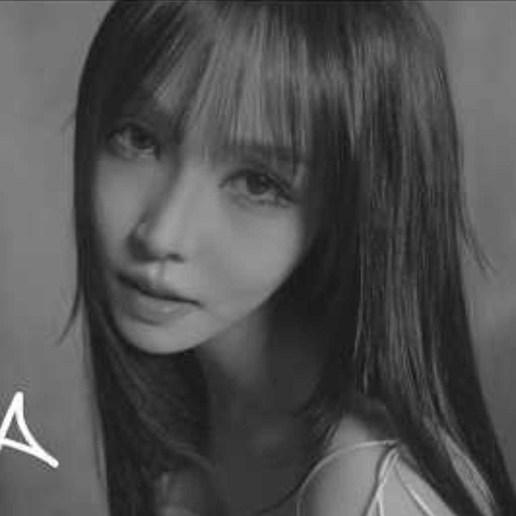 元GFRIEND ユジュ、新曲「初恋は呪いだ」MV公開…儚い雰囲気に注目