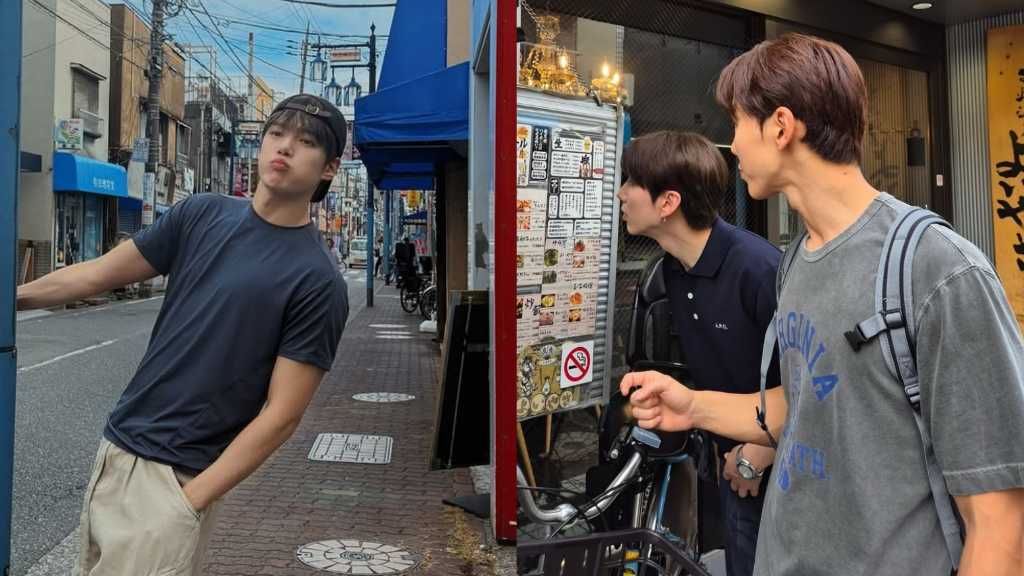 MONSTA X、日本の街中でも隠せないオーラ！CDTVの楽屋でユニークな動画撮影も