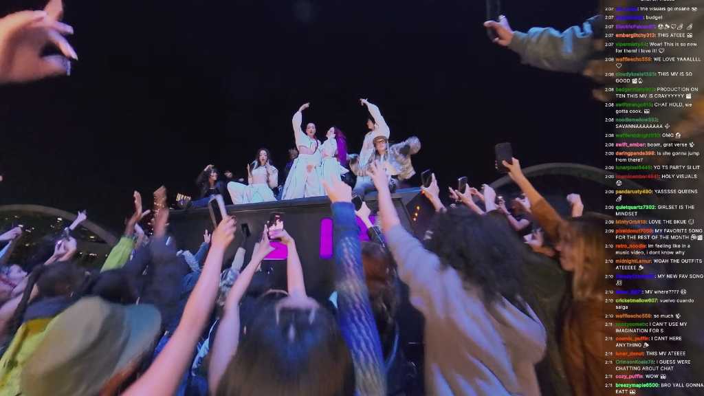 GIRLSET、タイトル曲「CHAT」MV公開…力強いリズムと深みのあるサウンドに注目