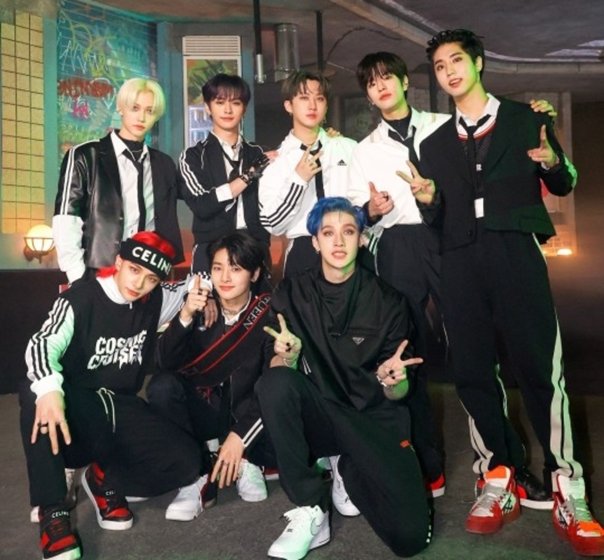 Straykids スキズ スウェット トレーナー