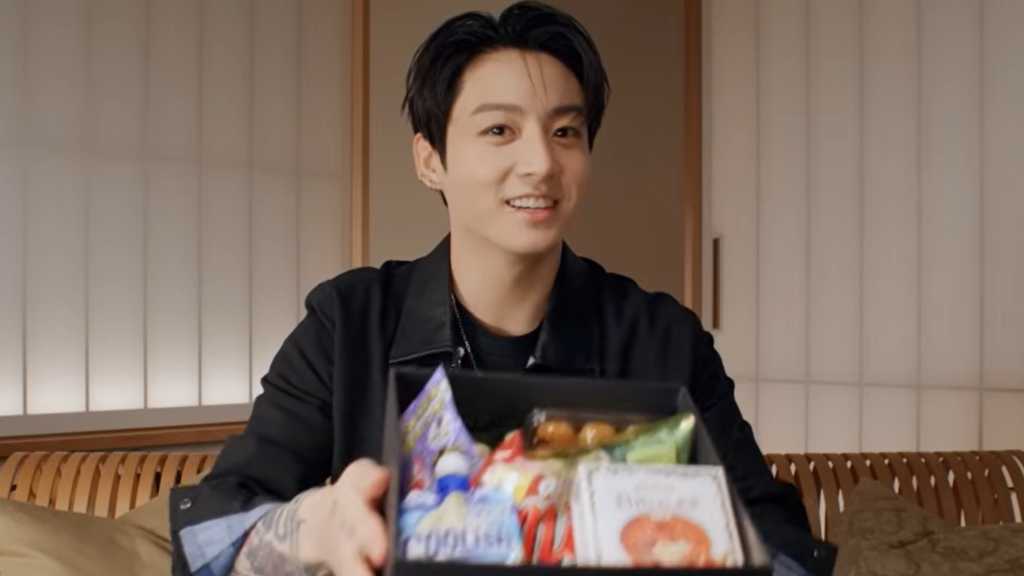 BTS ジョングク、日本のコンビニグルメをガチ採点！メンバーとの絆＆思い出の楽曲も明らかに