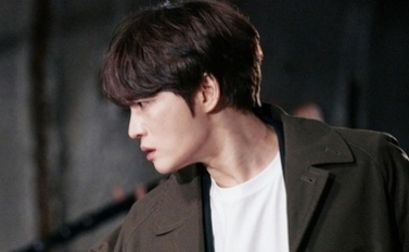 ジェジュン&コン・ソンハ出演の映画「神社 悪魔のささやき」スチールカットを公開