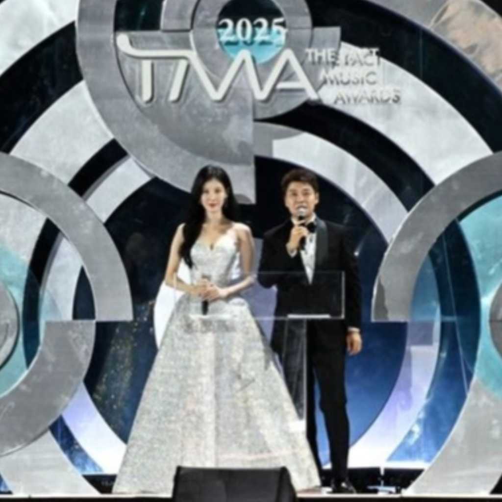 少女時代 ソヒョン&チョン・ヒョンム「TMA 2026」MCに抜擢!8度目となる共演に注目