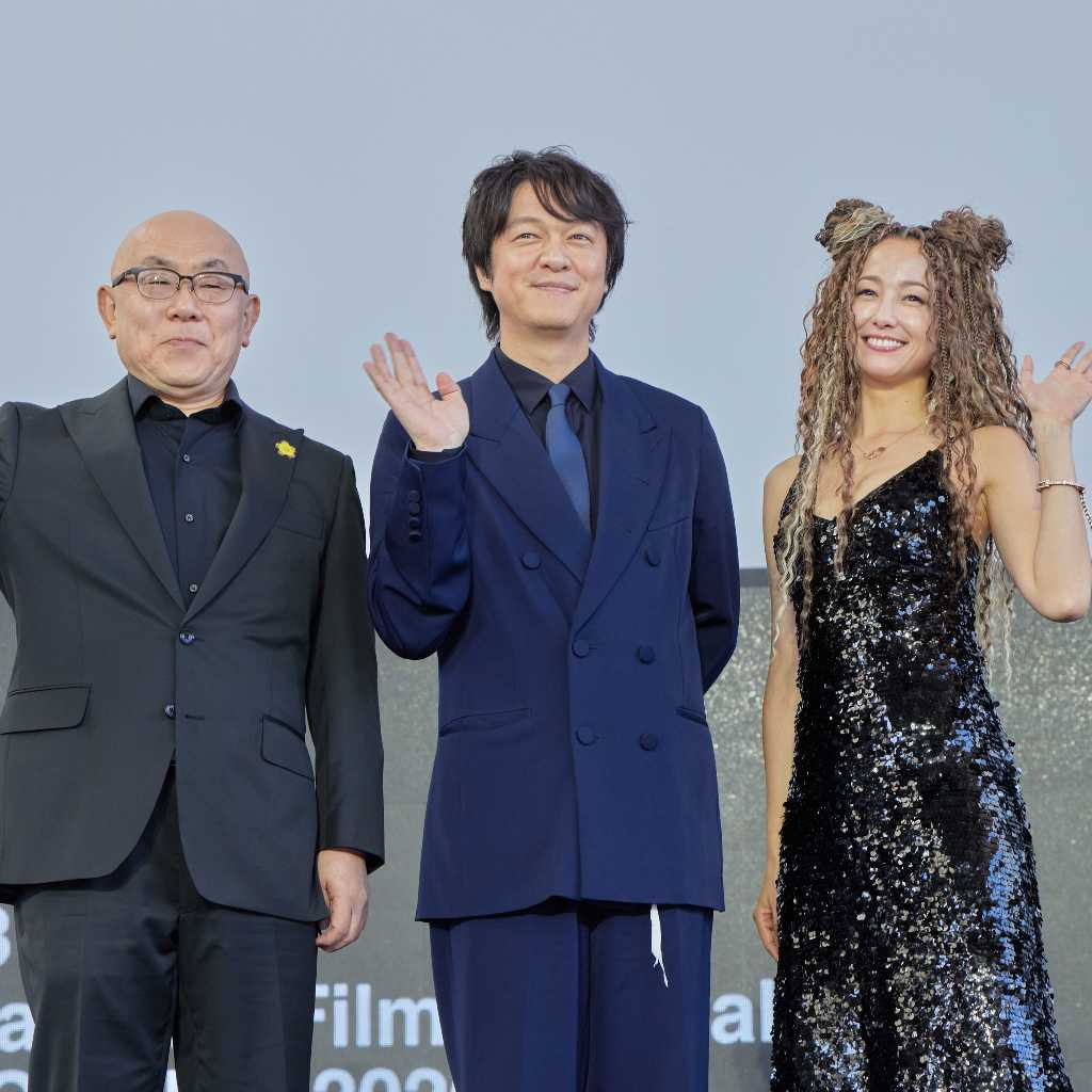 丸山隆平、韓国語のセリフに挑戦！沢尻エリカは“やっほー”と観客に挨拶も…「釜山国際映画祭」舞台挨拶に登壇