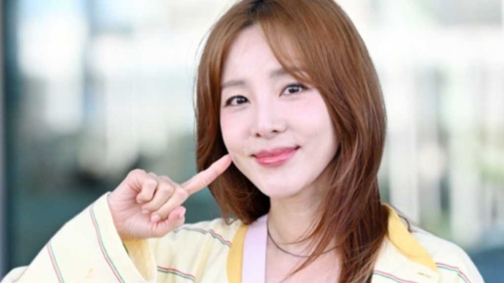 【PHOTO】2NE1のDARA、海外スケジュールのためベトナムへ出国（動画あり）