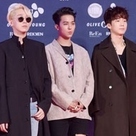 【PHOTO】WINNER「SIA 2016」ピンクカーペットに登場“今日のコンセプトはレトロ”