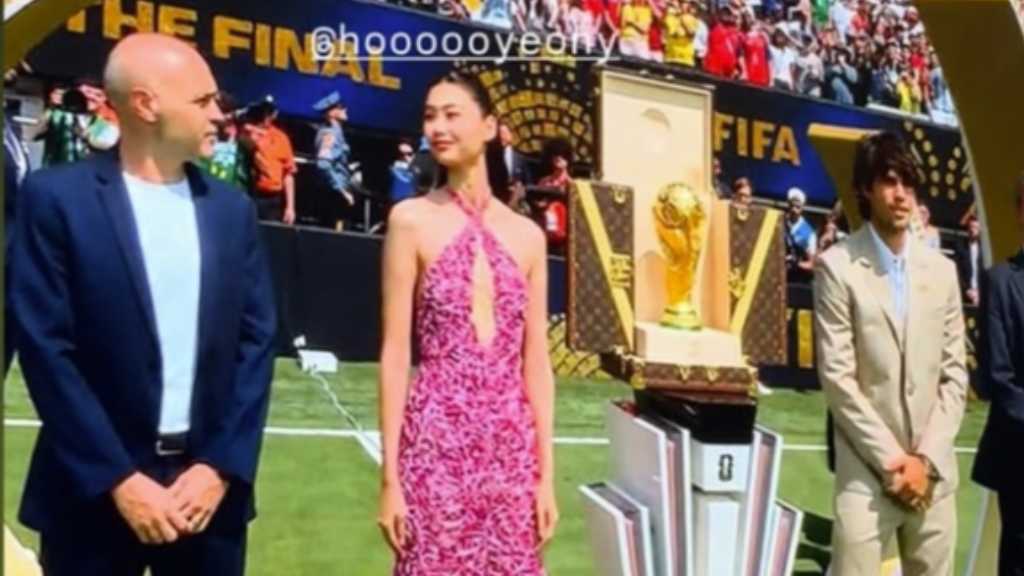 チョン・ホヨン「2026 FIFA 北中米ワールドカップ」決勝戦にサプライズ登場!BTSのVも応援
