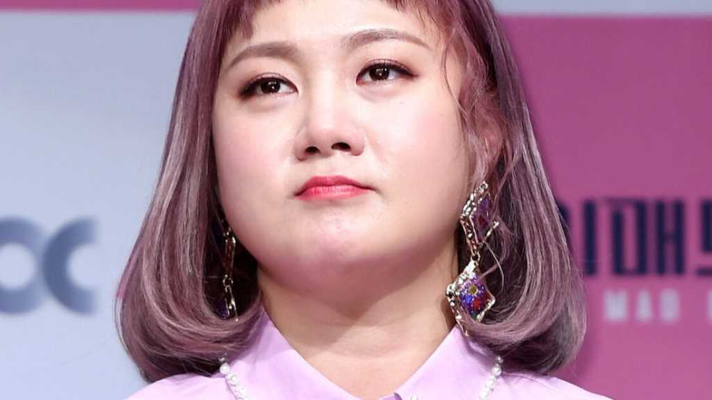 “パワハラ疑惑を否定”パク・ナレ、会社の資金を不正使用?新たに横領の疑いが浮上「明白な虚偽事実」