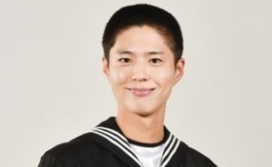 入隊中 パク ボゴム 近況写真を軍が公開 坊主姿 変わらぬ爽やかな笑顔 Kstyle