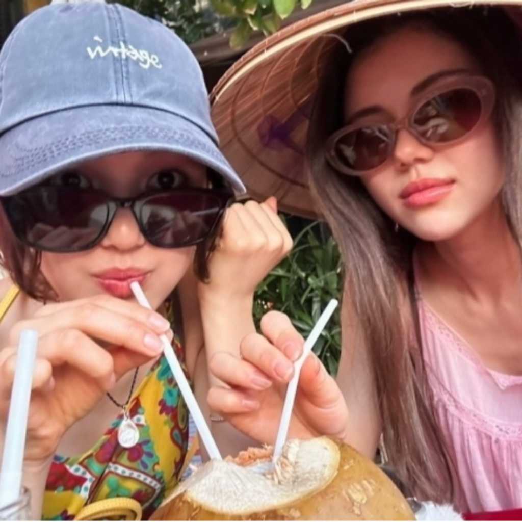 Olivia Marsh、実妹NewJeans ダニエルとベトナムを満喫！仲睦まじいツーショットが話題に