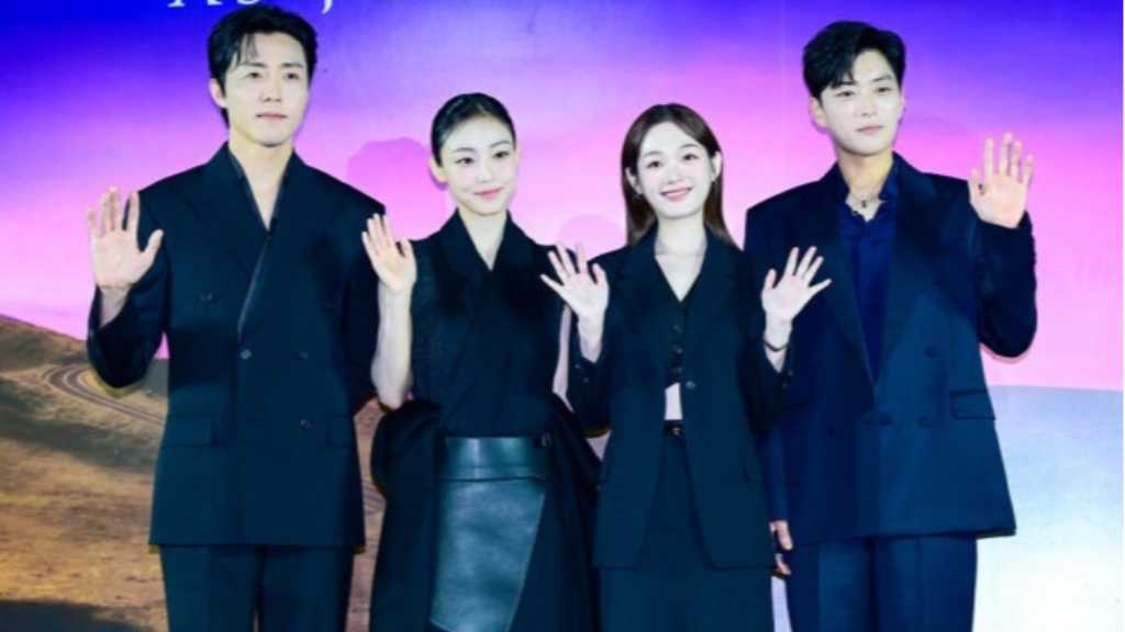 【PHOTO】チョン・ソニ&イ・ユミら、Netflix「あなたが殺した」制作発表会に出席