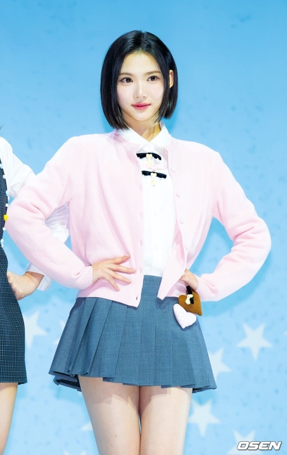 SM新人ガールズグループHearts2Hearts、本日デビュー！東方神起からの