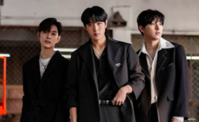 AboutU、事務所を移籍して3人組で再スタート！新曲リリースを予告