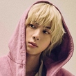 BTS ジン、メリーゴーラウンドでサイン会！？異例のファンイベントを予告