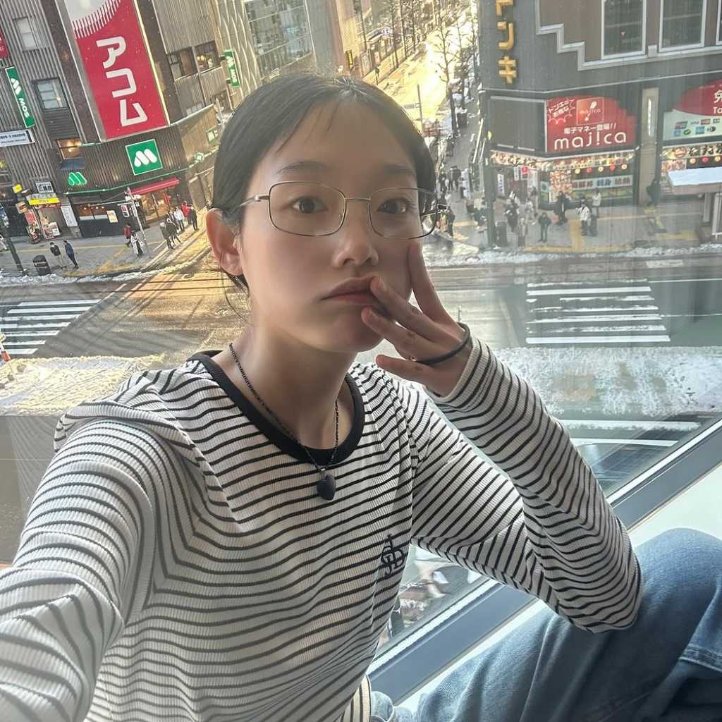 イ・ユミ、札幌で餌やり体験も！？日本での近況ショットが話題に