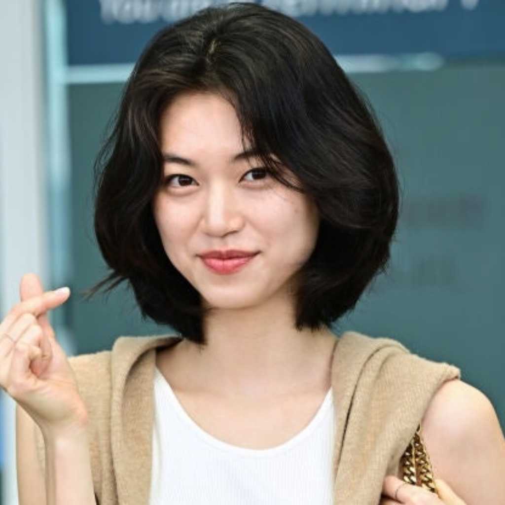【PHOTO】元Weki Meki キム・ドヨン「第79回カンヌ国際映画祭」出席のためフランスへ出国