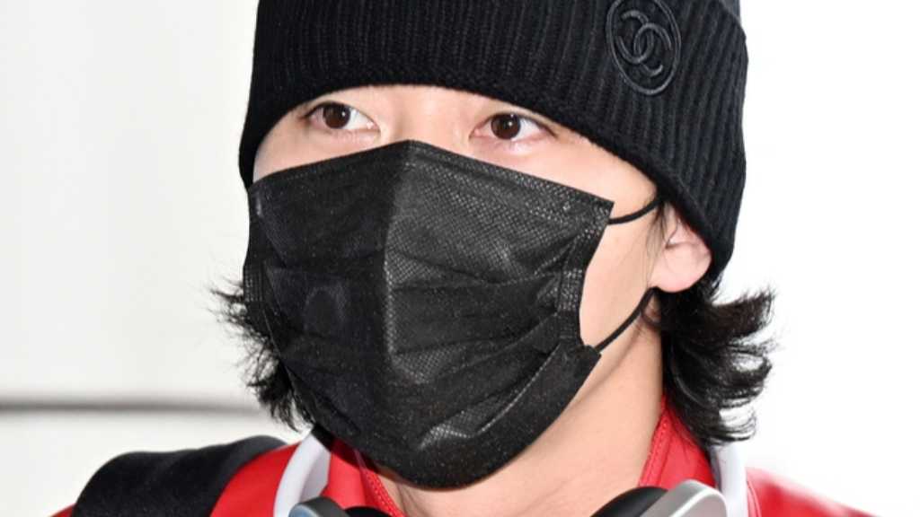 【PHOTO】パク・ソジュン、日本ファンミーティングのため出国（動画あり）