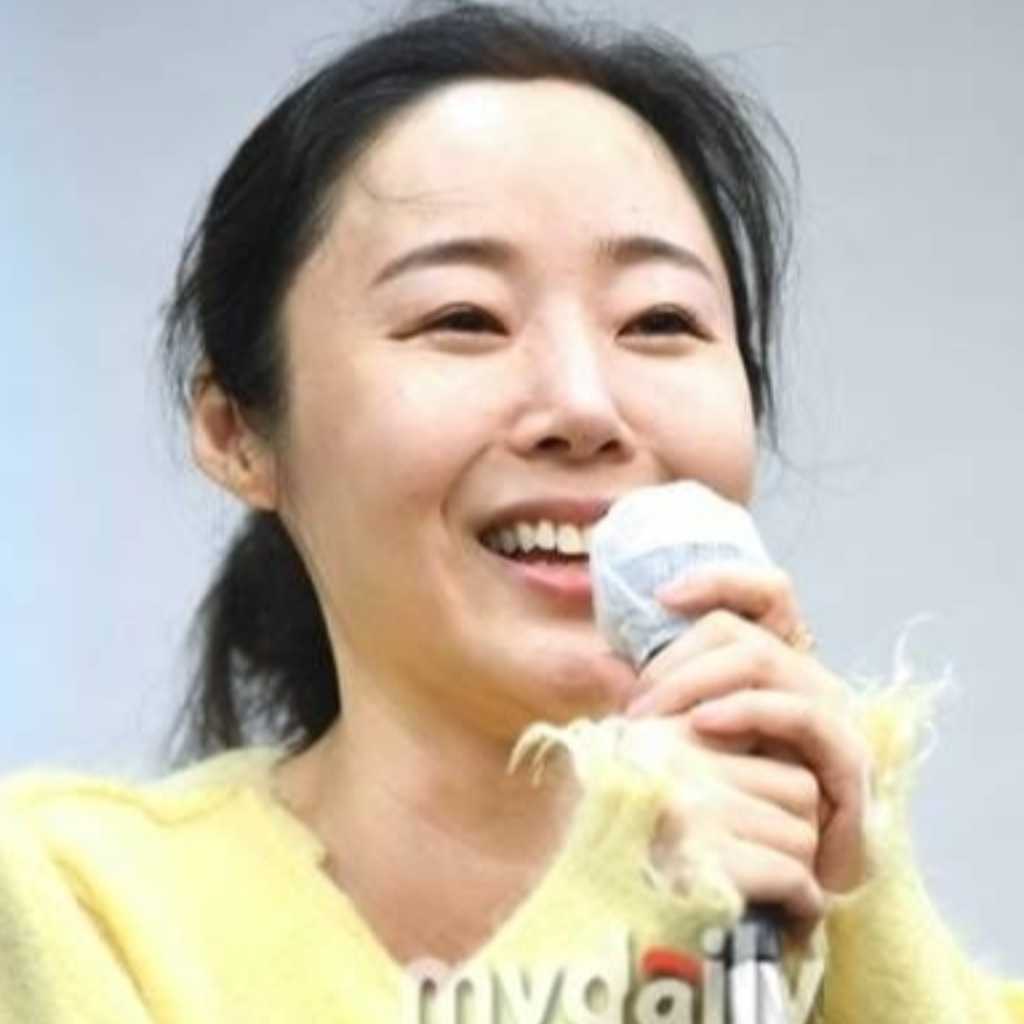 ミン・ヒジン、HYBEの質問に「知らない」一点張り…280億ウォン規模のプット・オプション攻防が激化