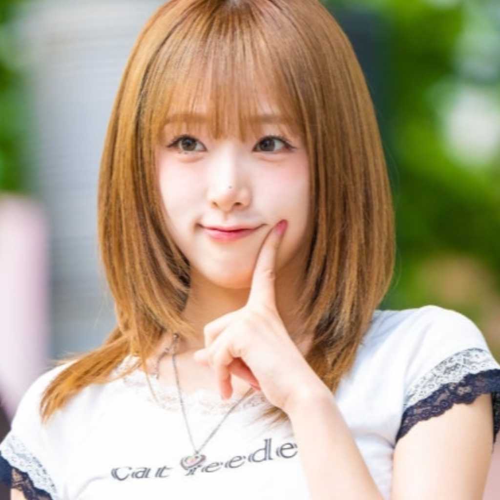 【PHOTO】IZ*ONE出身チェ・イェナ「2時脱出Cultwo Show」出演のため放送局へ