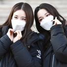 【PHOTO】woo!ah! ウヨン＆ナナ、ラジオ番組の収録に参加…マスク姿でスタジオへ（動画あり）