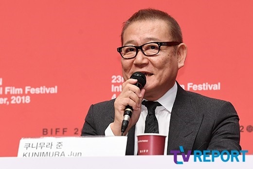 國村隼に 日韓問題 の政治的な質問 釜山国際映画祭 側が謝罪 Kstyle