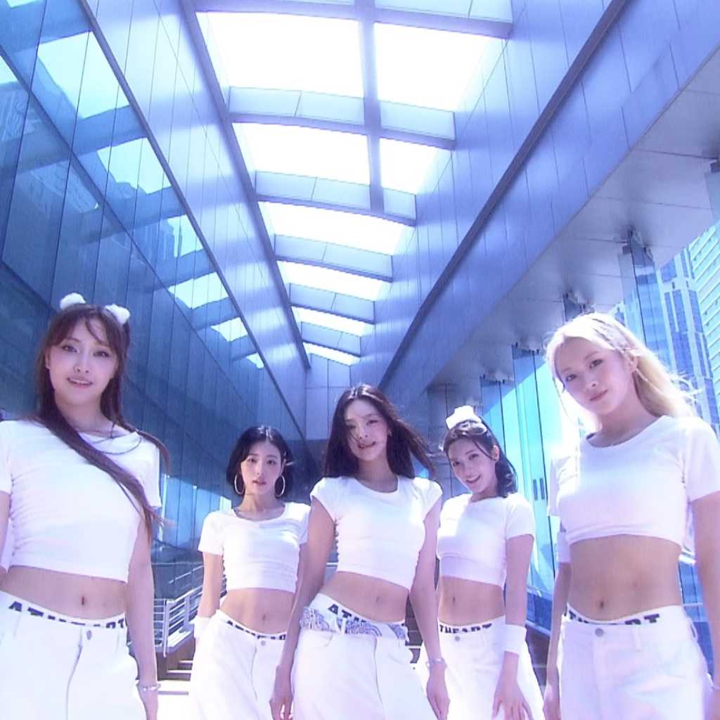 AtHeart、新曲「3!4!」MV公開…Roo’Raのヒット曲を再解釈・Y2Kスタイルに注目
