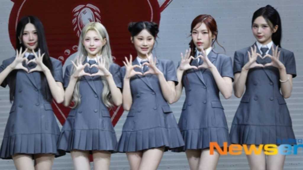 【PHOTO】BLINGONE、先輩KARAの大ヒット曲をリメイク！3rdシングル「ミスター」発売記念ショーケース開催