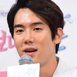「花より青春」ユ・ヨンソク“B1A4 バロ、僕たちとの旅行が大変だったと言っていた…友情のブレスレットもしない”