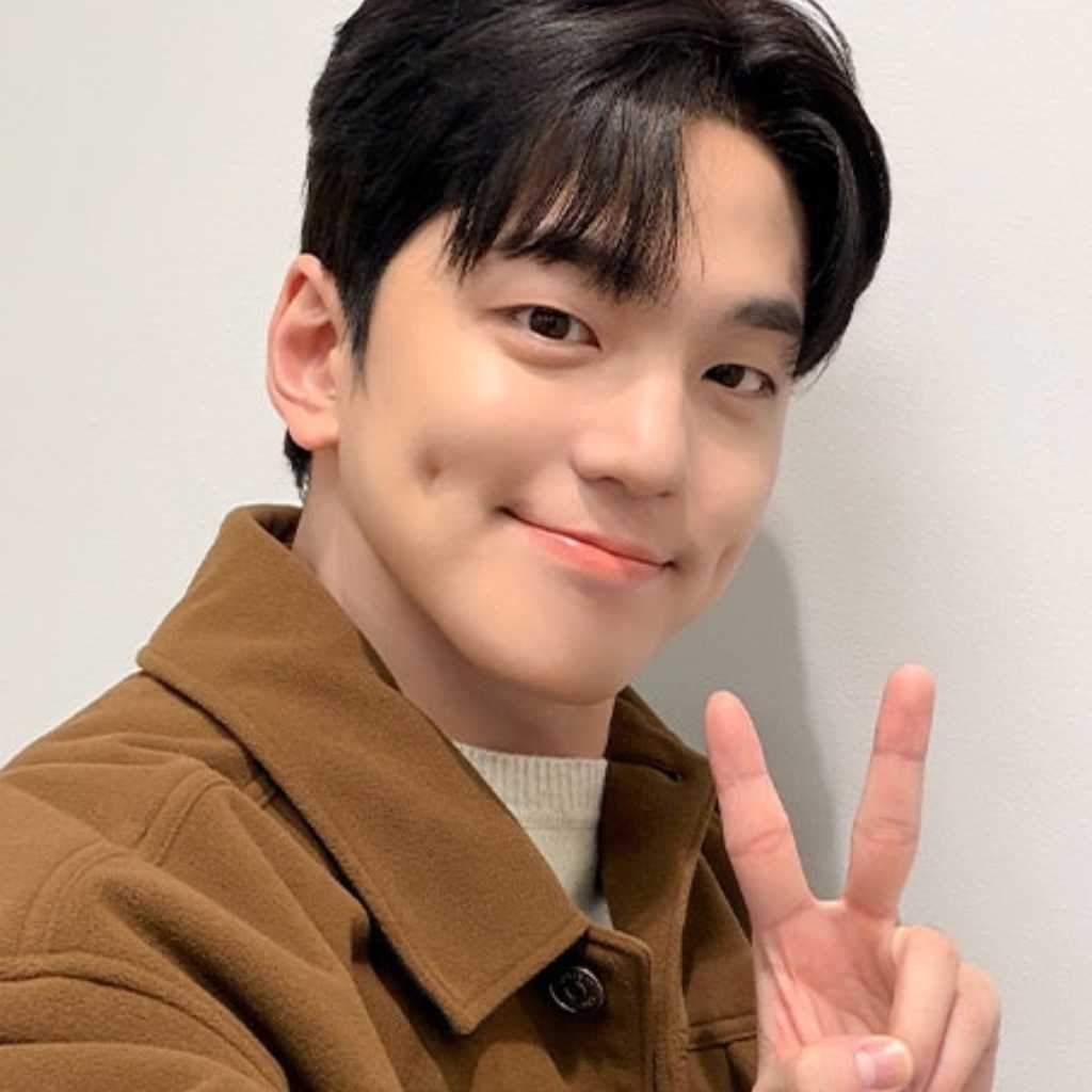 【Kstyle14周年】キム・ミンギュさんからお祝いメッセージをいただきました!