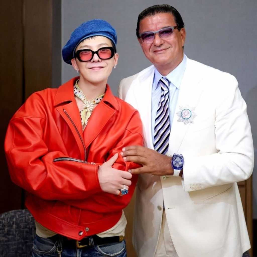 G-DRAGONを象徴する“バンダナ”をモチーフに!ブランド「JACOB&CO」世界で1つだけの新作を公開