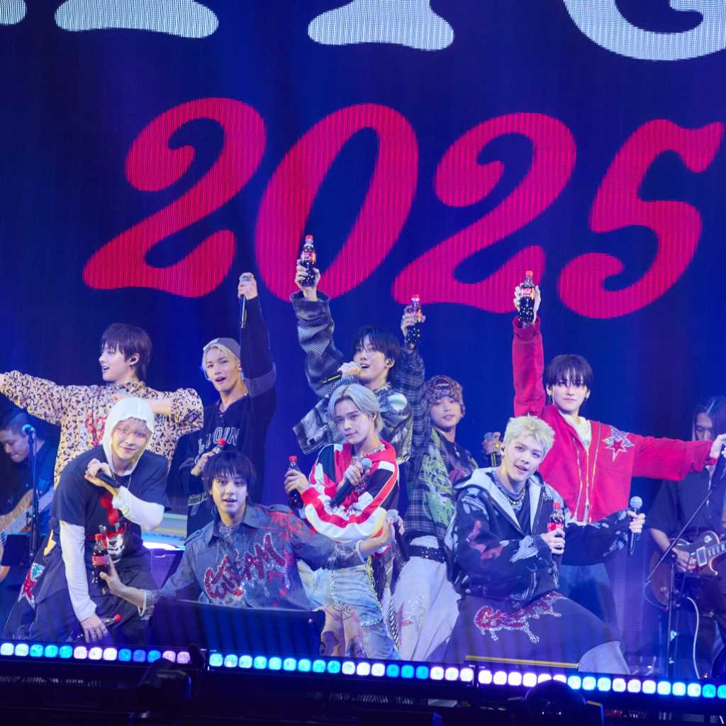 【REPORT】＆TEAM、サプライズ披露に会場熱狂！Creepy Nutsからanoまで「Coca-Cola X Fes 2025」で豪華ステージ続々
