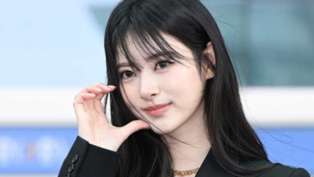 【PHOTO】MEOVV アンナ、ファッションウィークに出席するためフランスへ出国（動画あり）