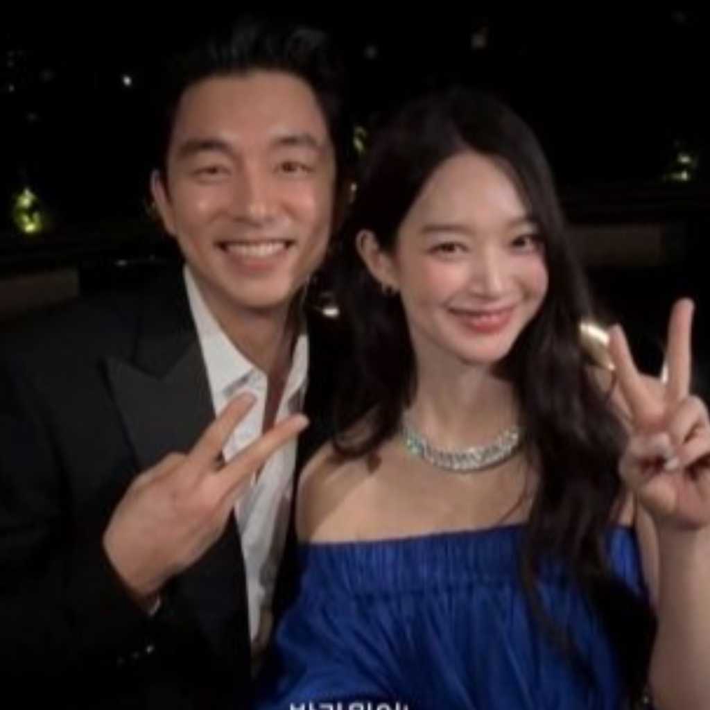 コン・ユ＆シン・ミナ、華やかな密着ツーショットが話題に「会えて嬉しかった！」