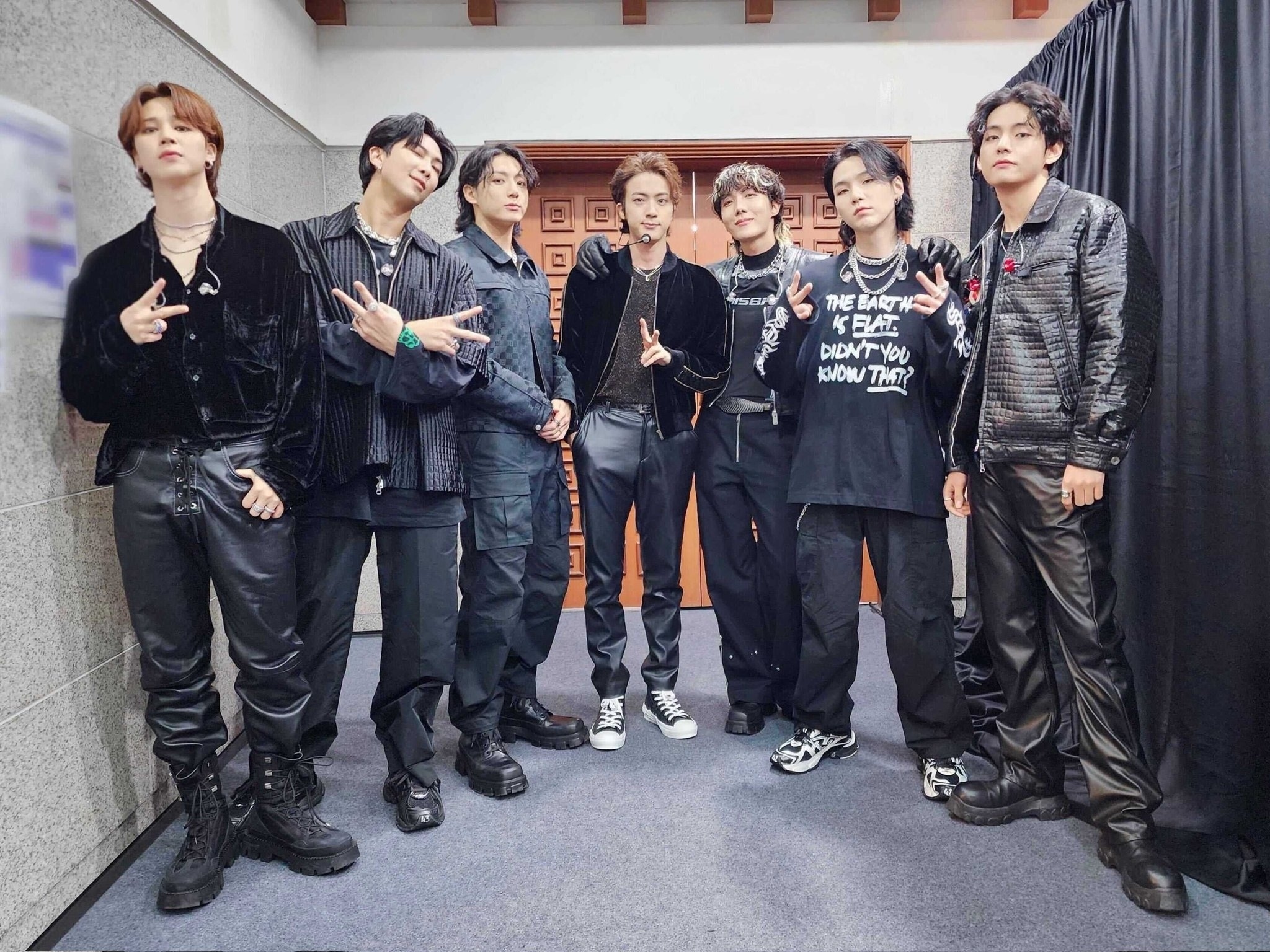 Bts 防弾少年団 釜山コンサートに5万人のファン集結 大歓声に7人も感激 10年 年 30年後も一緒に歳を取りたい Kstyle