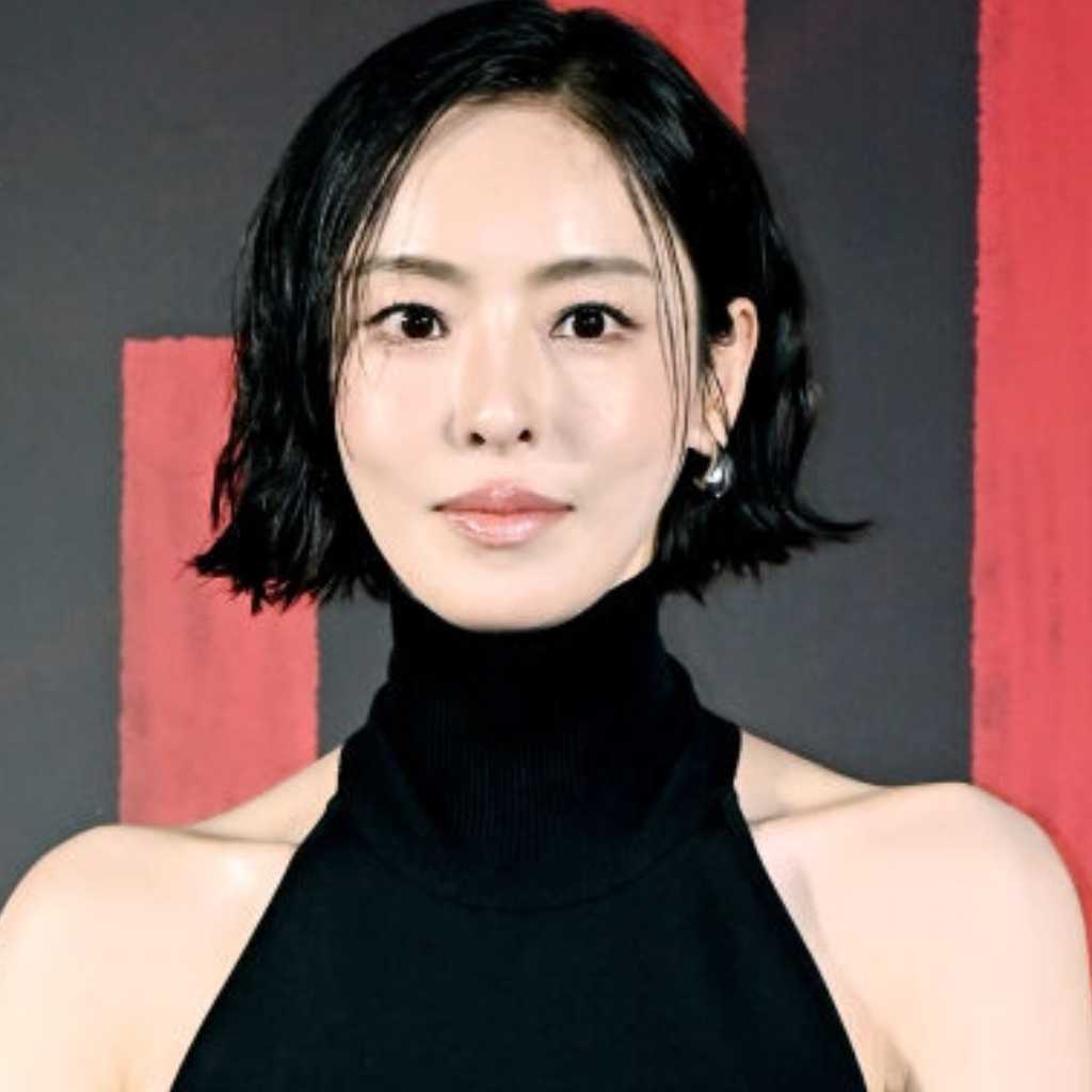 イ・ダヒ、まるでカップル！？イケメン弟との仲睦まじいツーショットが話題（動画あり）