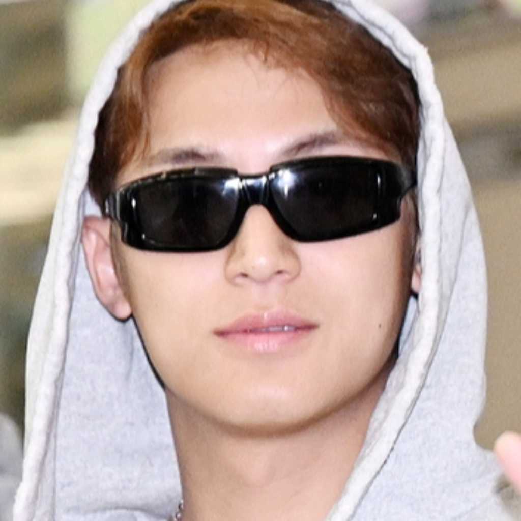【PHOTO】SEVENTEEN ミンギュ、海外スケジュールを終えて帰国（動画あり）