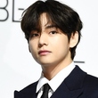 BTS（防弾少年団）のV、ファン悶絶の筋トレ＆楽曲を作業する姿まで…多彩な魅力溢れるVlogを大公開