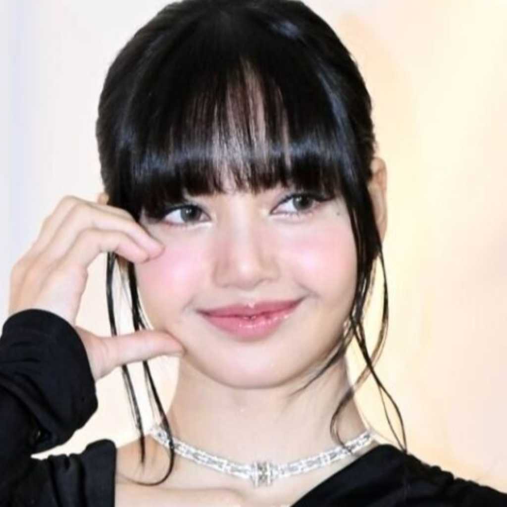 BLACKPINK リサ、Netflixの新作ロマンスコメディ映画に主演として抜擢！制作にも参加