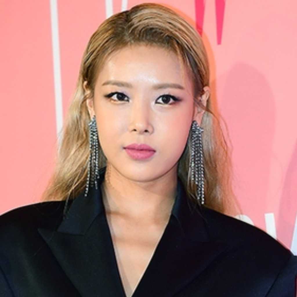 Wonder Girls ユビン、乳がんで姉が闘病…治療薬に関する国民請願への同意を呼びかけ