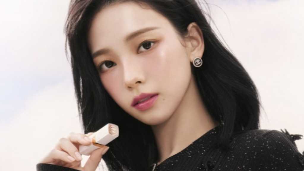 aespaのKARINA「シャネル ビューティー」のアンバサダーに！透明感あふれるグラビアが公開