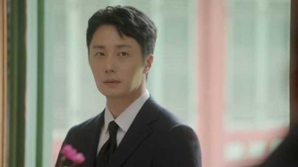チョン・イル主演「華麗な日々」勤務中の飲酒シーンをめぐり制作陣が釈明“美化しないよう注意”