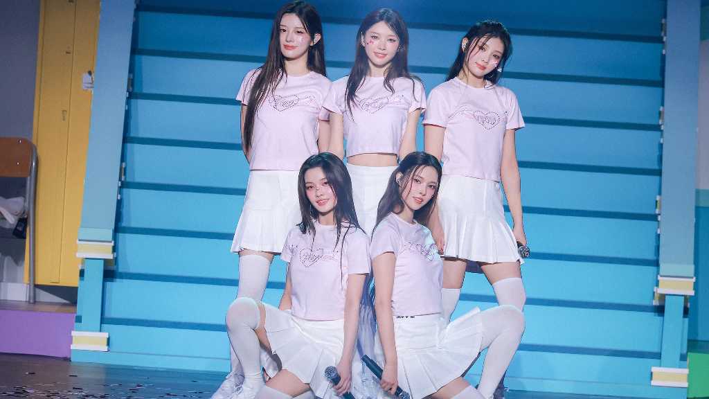 ILLIT、初の日本コンサートが全席完売！5人5色のJ-POPカバーも「忘れられない思い出に」