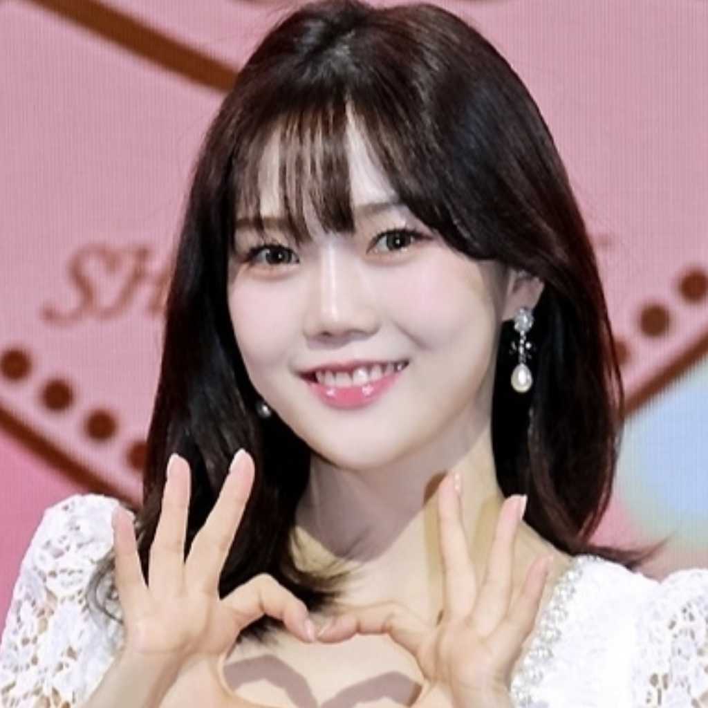 OH MY GIRL ヒョジョン、初のウィンターソングを12月18日にリリース決定！