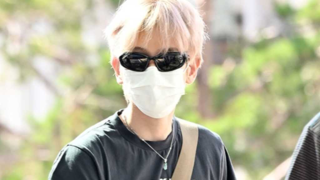 【PHOTO】EXO ベクヒョン、ワールドツアーのためマレーシアへ出国（動画あり）