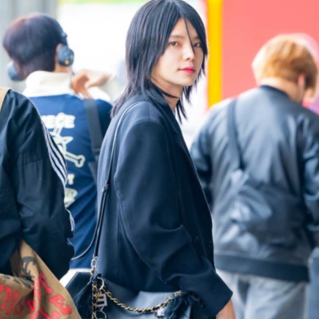 【PHOTO】WAKER イジュン、海外スケジュールのため出国