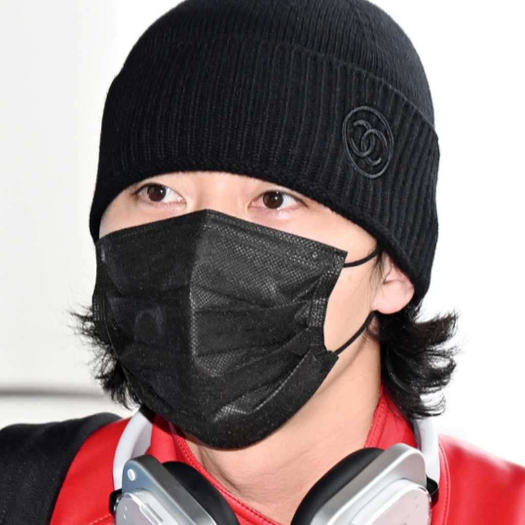 【PHOTO】パク・ソジュン、日本ファンミーティングのため出国（動画あり）