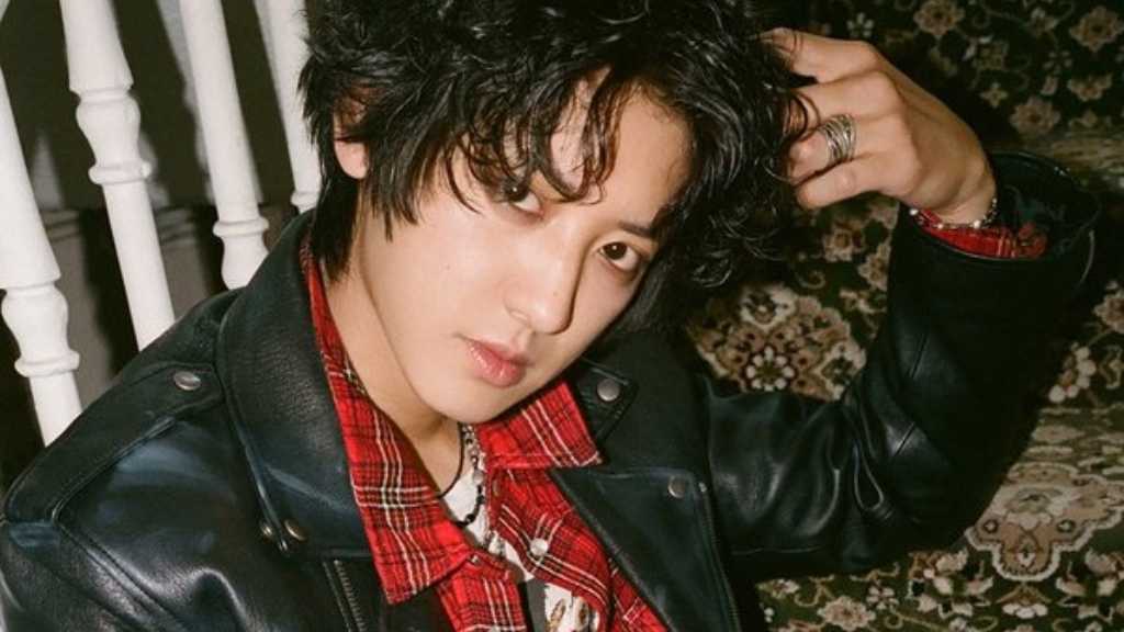 EXO チャンヨル、2ndミニアルバム「Upside Down」ONバージョンの予告イメージを追加公開