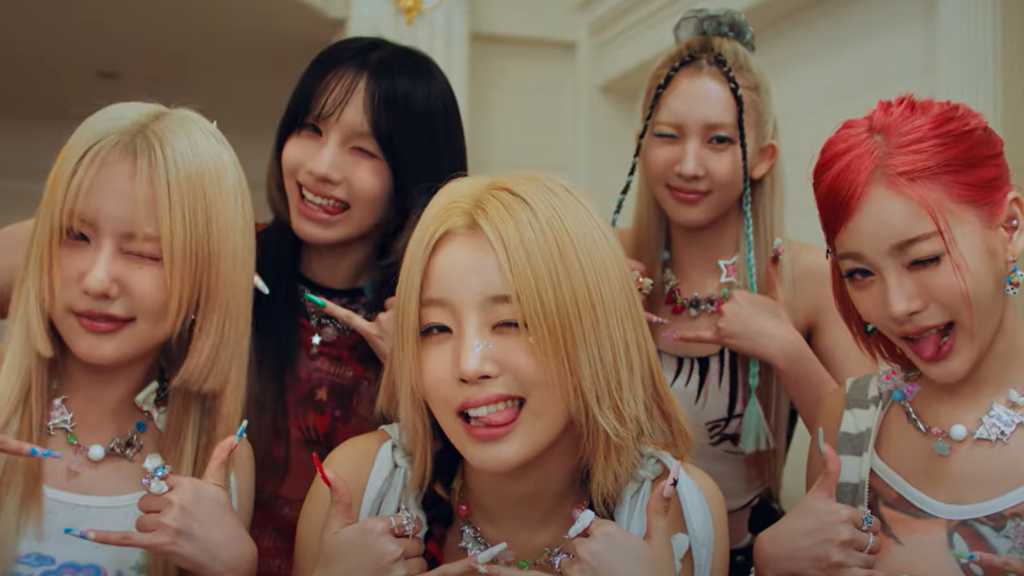 YOUNG POSSE、タイトル曲「FREESTYLE」MV公開…パワー溢れるトラック&歌詞に注目